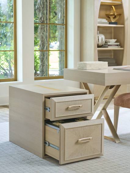 https://tommybahamafurniture.com/feedcache/productLarge/325_450_WS_open.jpg