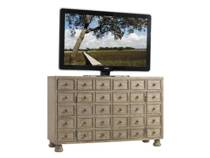 https://tommybahamafurniture.com/feedcache/productLarge/352_907_Silo.jpg