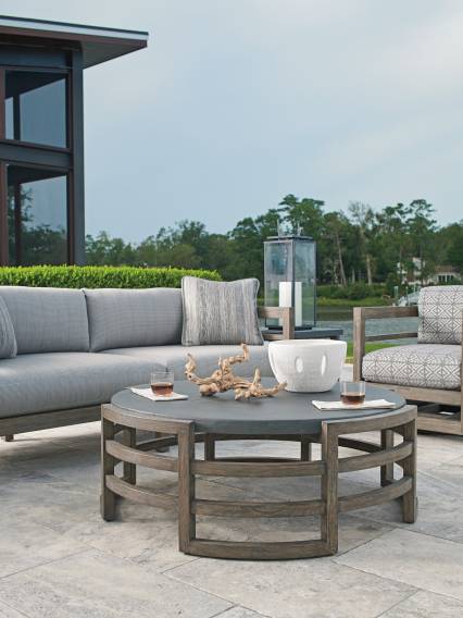 https://tommybahamafurniture.com/feedcache/productLarge/3950_947_WS.jpg