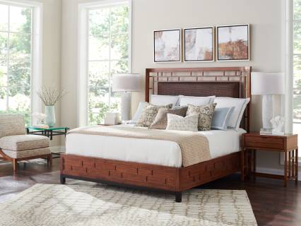 https://tommybahamafurniture.com/feedcache/productLarge/536_134C_RS_H_v221.jpg